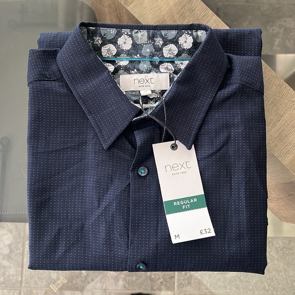NWT next Regular Fit Men’s Dress Shirt, Navy Size M New w/Tag Retail £32 - Picture 2 of 9